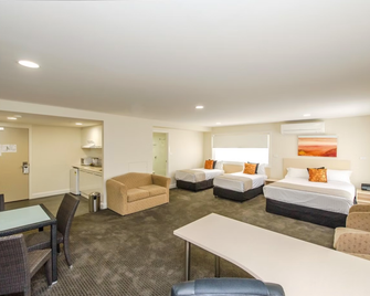Belconnen Way Hotel & Serviced Apartments - Canberra - Bedroom