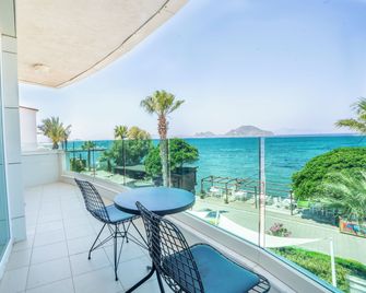 Dragut Point South - Turgutreis - Balcón