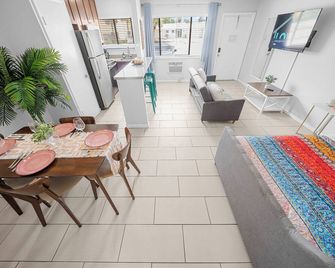 Bayview Apartments By Lowkl - Fort Lauderdale