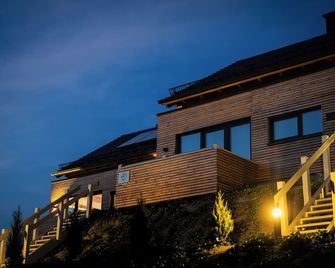 Sauerland Chalets - 'Die Chalets Am Bergelchen' - Winterberg - Bâtiment