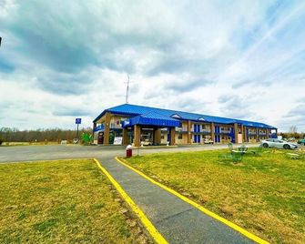 Happy extended stay inn by BestAcco - Madisonville - Gebouw