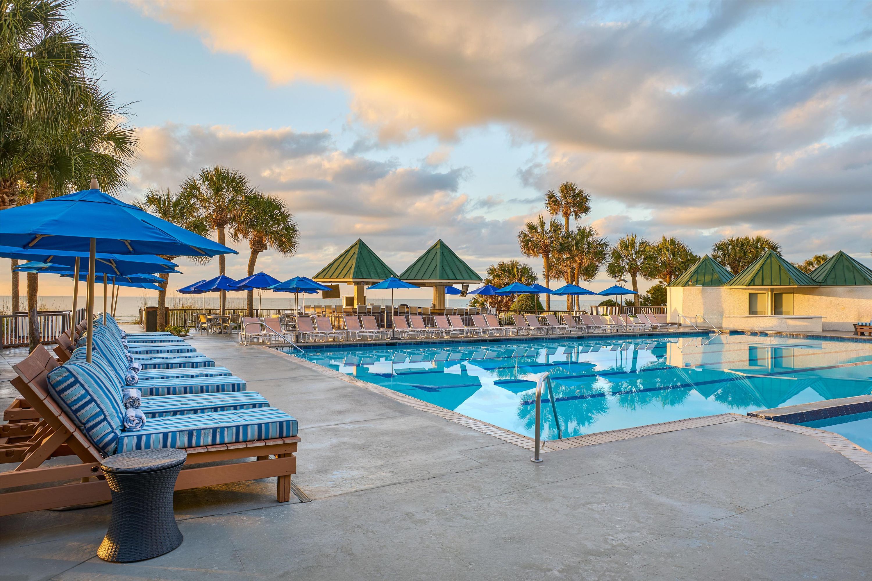 Hilton Beachfront Resort and Spa Hilton Head Island - הילטון הד איילנד - בריכה