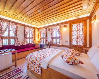 Cesmeli Konak Garden - Safranbolu