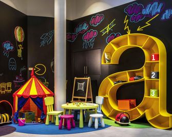 Ibis Styles Budapest Center - Budapest - Building