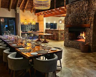 Barefoot Addo Elephant Lodge - Addo - Restaurante