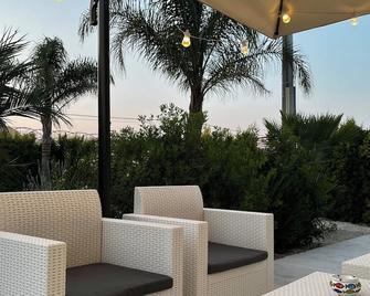 Casadoma Casa Vacanza - B&b - Policoro - Patio
