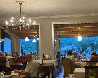 Hotel Berneron - Vallon-Pont-d'Arc - Restaurant