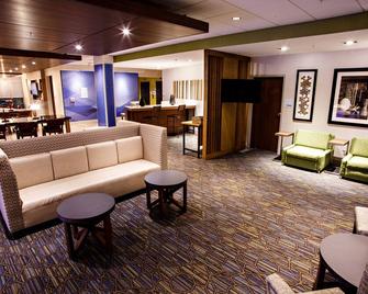 Holiday Inn Express & Suites Gettysburg - Gettysburg - Lobby