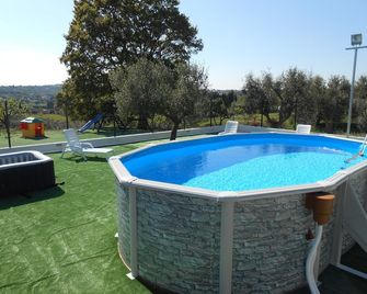 La Piccola Masseria - Cisternino - Piscina