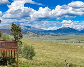 Scenic Pet-Friendly Mountain Getaway Wit - Fairplay - Vista del exterior
