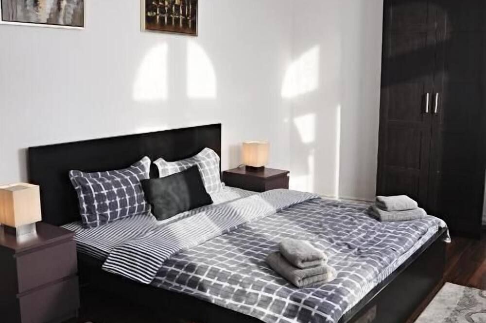 Antique Hostel - בוקרשט