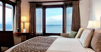 Taj Malabar Resort & Spa, Cochin - Kochi - Bedroom