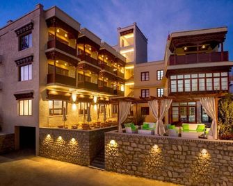 Ashoka Ladakh - Leh - Edificio