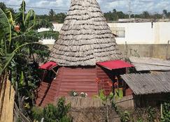 Homestay Teepee With Natural Materials Keeps Freshness (Ecolodge) - Toliara - Bâtiment