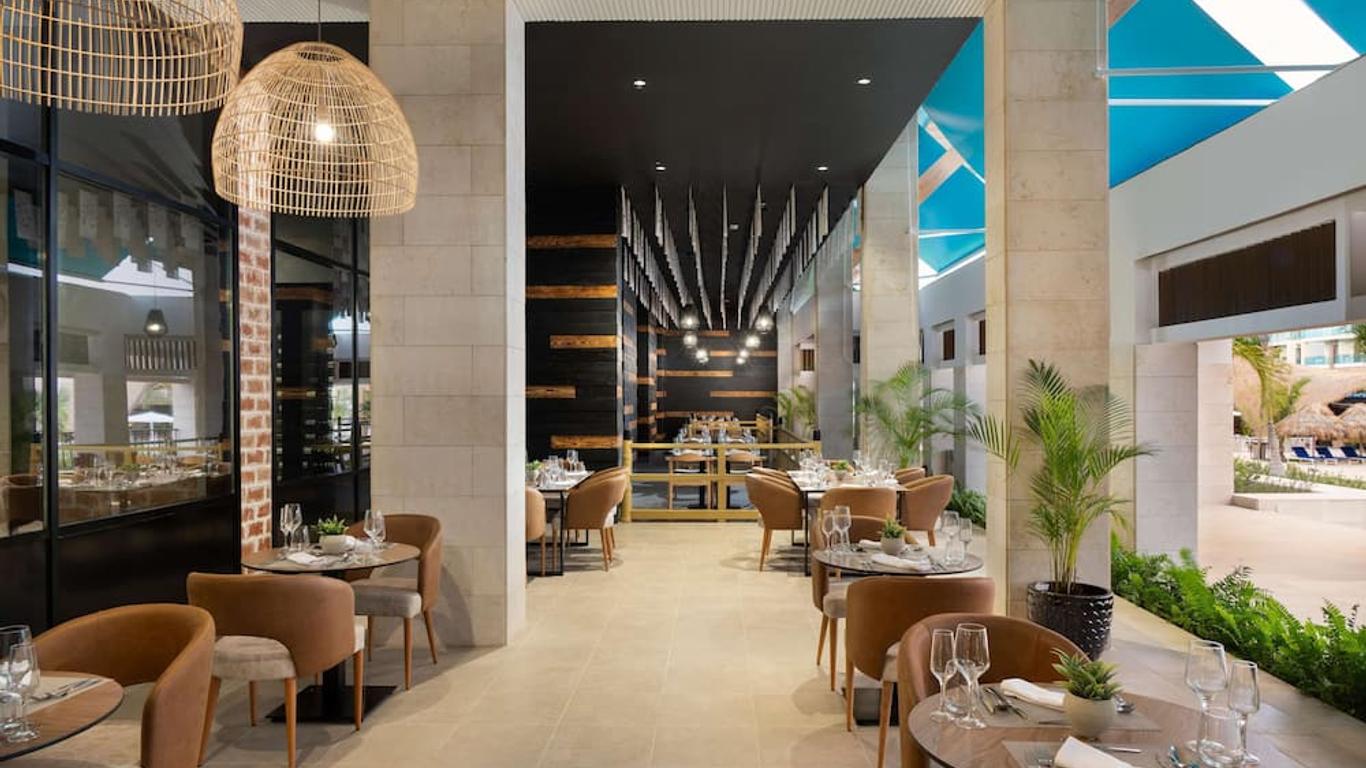 Serenade All Suites - Adults Only Resort