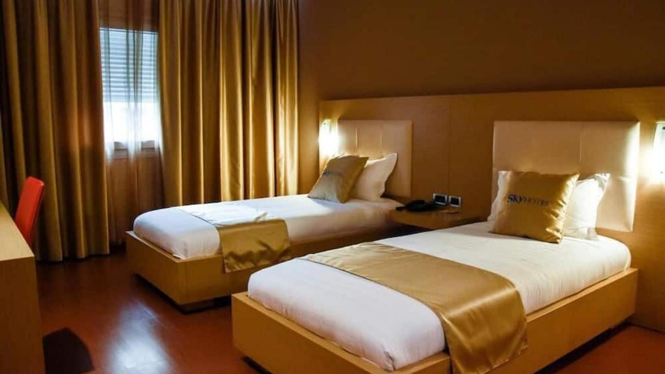 Sky 2 Hotel Tirana