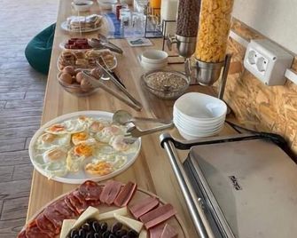 Noa Boutique Hotel - Saranda - Buffet