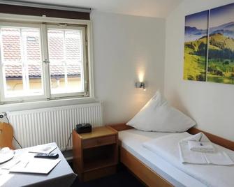 Hotel Hasen Kaufbeuren - Kaufbeuren - Habitación