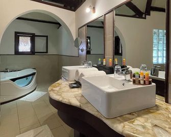 Ravintsara Wellness Hotel - Nosy Be