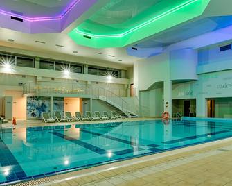 Citi Hotel's Warszawa-Falenty - Falenty - Piscina
