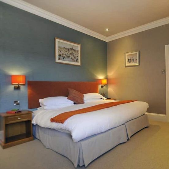 Ardington Hotel image 1