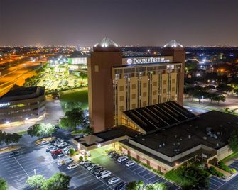 DoubleTree by Hilton Hotel Dallas - Richardson - Richardson - Edificio