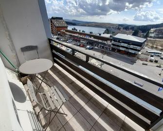 1613-Studio Avec Annexe En Coeur De Station Au Buron - Besse-et-Saint-Anastaise - Balcon