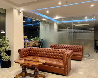 Casa Ison Hotel - Sablayan - Lobby