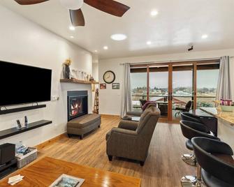 Swan View Refuge-Luxury 2 Bedroom Sleeps 4 - Somers - Living room