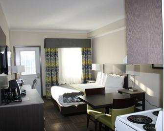 Crossroads Inn & Suites - St. John's - Bedroom