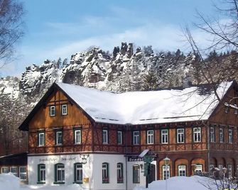 Hotel Gondelfahrt - Jonsdorf - Edificio