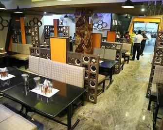 Hotel Chitra - Tiruchirappalli - Restaurant