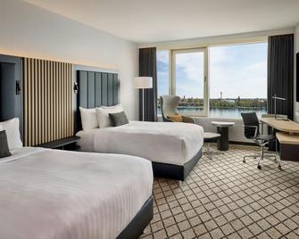 Courtyard by Marriott Hannover Maschsee - האנובר - חדר שינה