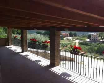 La Locanda Del Colle - Canalicchio - Balcón