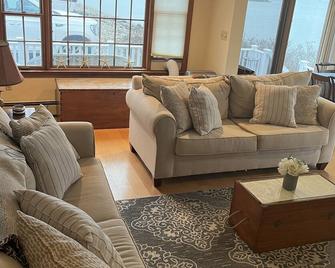 Stay Harborside, next to Scituate Lighthouse - Scituate - Sala de estar