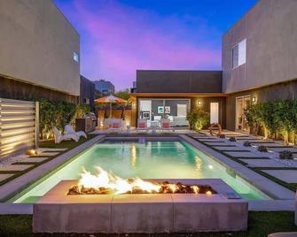 Spectacular Home in The Morrison w/ Private Pool - Palm Springs - Pool