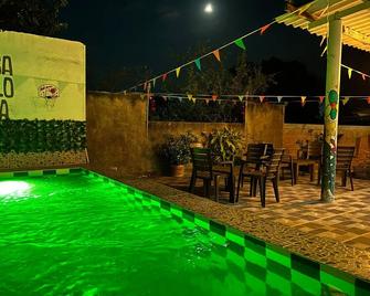 Casa Gloria Hostal - Bonda - Piscina