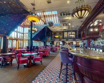 Old Thorns Golf Resort and Spa Hampshire by Accor, June 2026 - Liphook - Bar