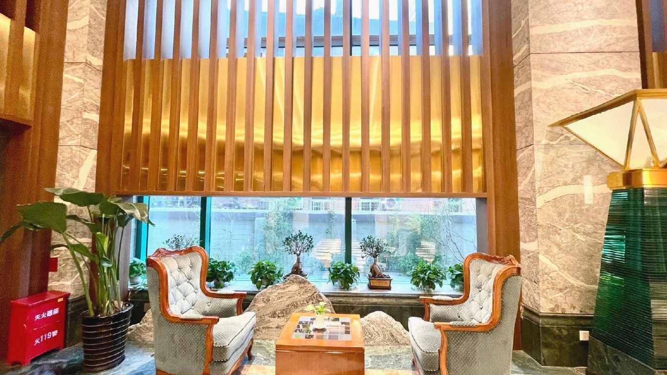 Dalian Golden Shine International Hotel