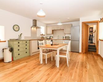 49 Crovie Village - Banff - Kitchen