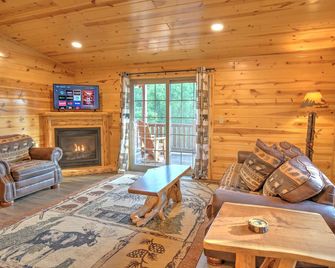 Blessing Lodge by Amish Country Lodging - Millersburg - Obývací pokoj