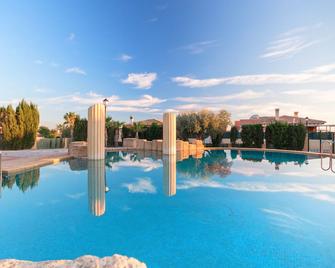 Deluxe House With A View - Private Pool - Fortuna - Pool