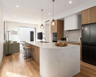 Loft & Leaf Terrace Stanmore - Stanmore - Cocina