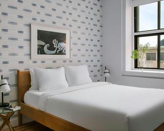 Le Victoria, Sonder Apartment by Marriott Bonvoy - Montreal - Sypialnia