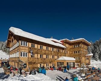 Auenhütte - Mittelberg - Будівля