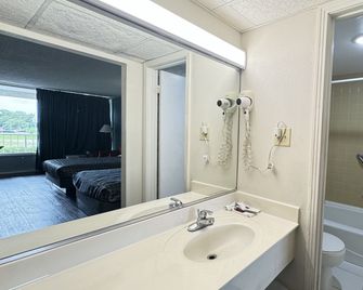 Hospitality House Union City I 69 Us 51, Tn - Union City - Badkamer