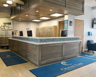 Ocean East Resort Club - Ormond Beach - Front desk