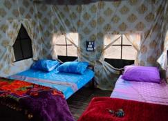 Camp Awara Kanatal - Kanatal - Bedroom