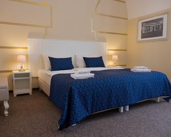Zámecký Hotel Anton Florian - Valtice - Bedroom