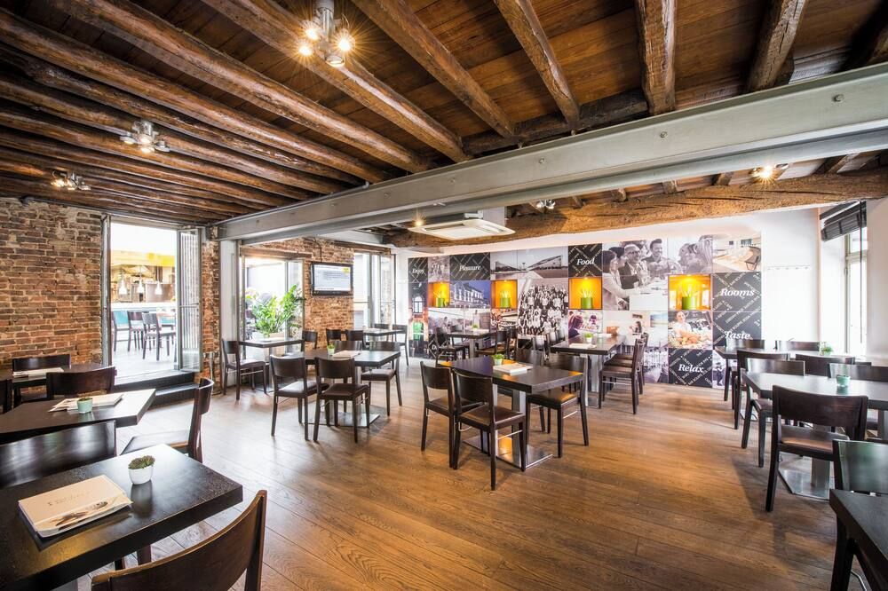 Hotel The Century - האסל - מסעדה